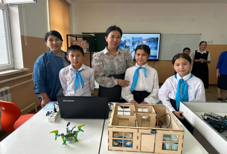 Шымкент қаласы білім басқармасына қарасыты. Т.Тәжібаев атындағы N81 жалпы орта білім беретін мектеп.