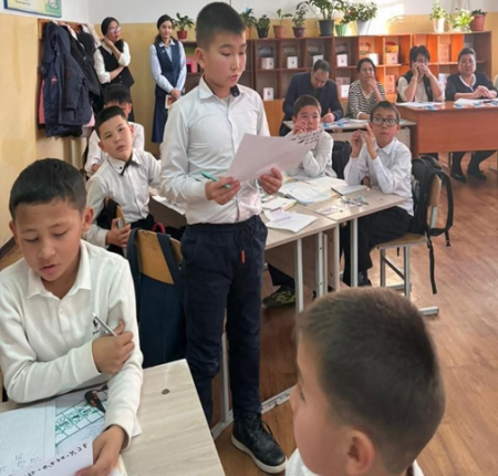 Шымкент қаласы білім басқармасына қарасыты. Т.Тәжібаев атындағы N81 жалпы орта білім беретін мектеп.